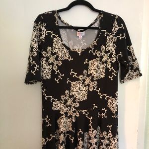 Elegant Lularoe Nicole dress NWOT